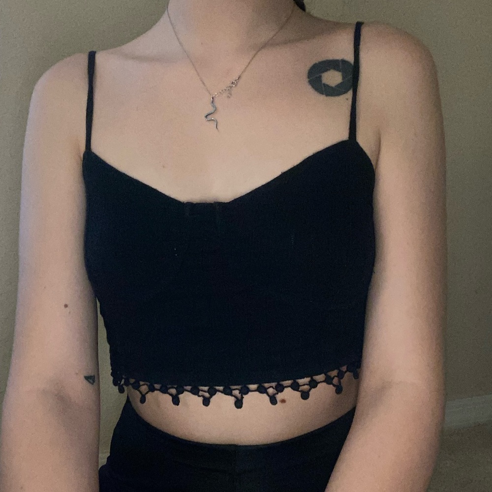 A bohemian bershka black crop top